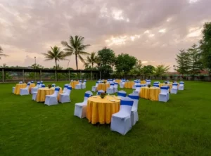 Lawn With Catering near Thane